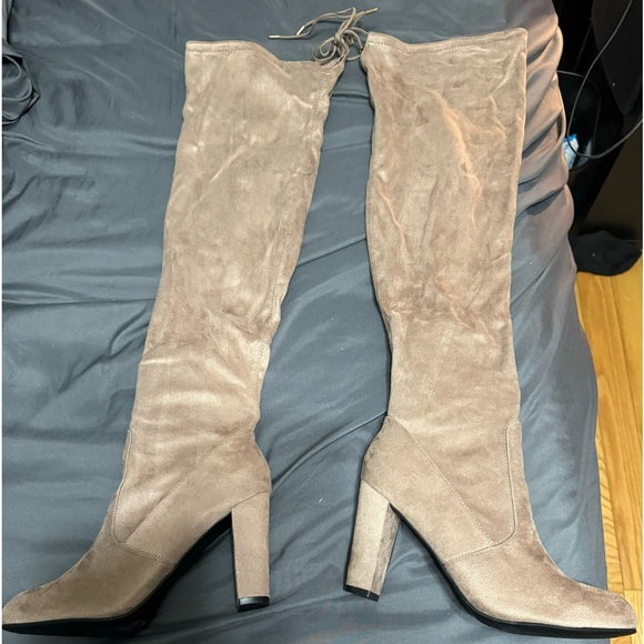 Journee Collection Maya High Heel Boots. - Picture 1 of 4